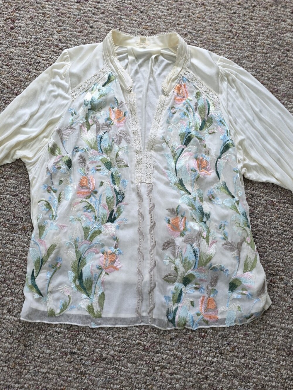Embroidered Floral Ivory Blouse